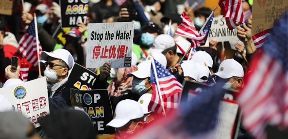 调查显示超半数美国亚太裔居民去年曾遭仇恨攻击